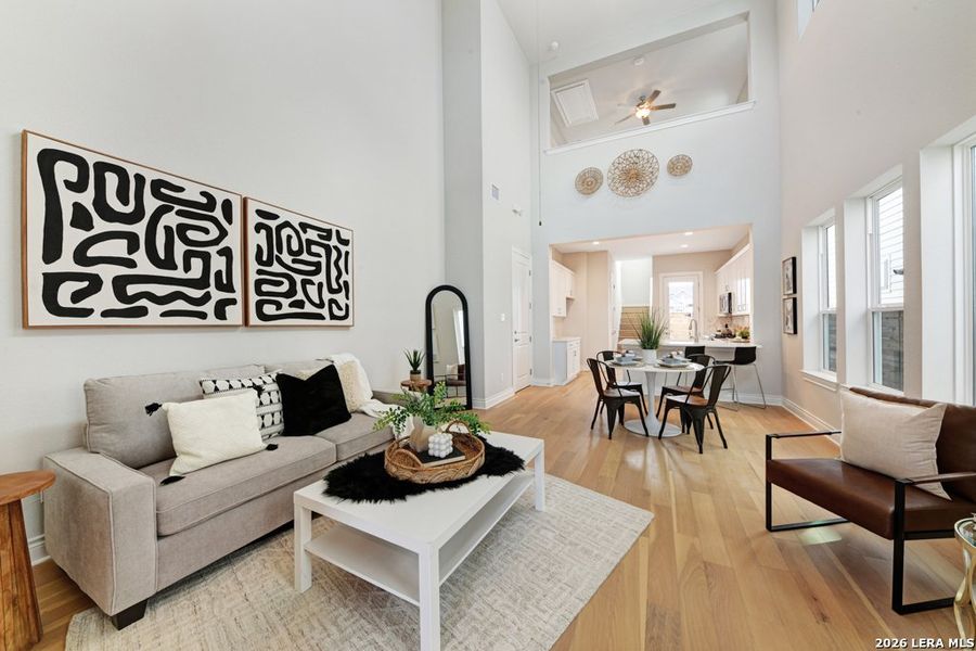 Furnished interior view inside a new home in Town Creek, New Braunfels (Image 10).