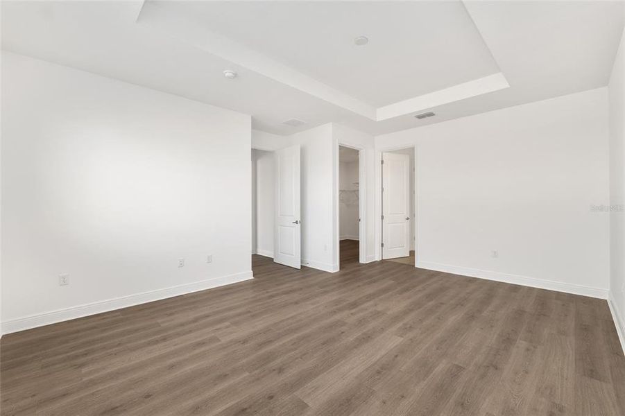 Spacious, unfurnished interior of a new home in , Ocala (Image 40).