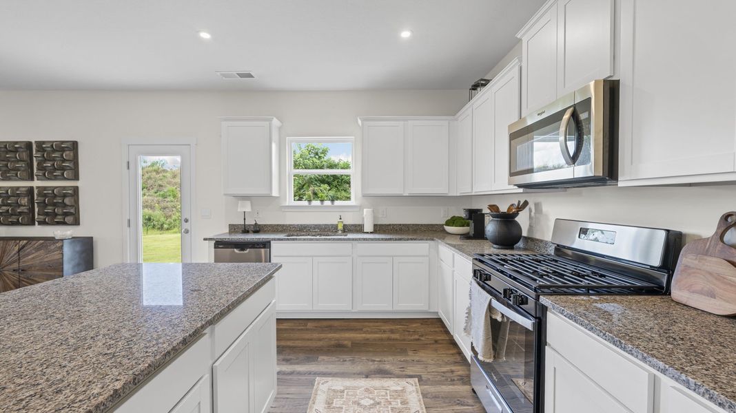 Furnished interior view inside a new home in The Cove at Thrasher Landing, Hixson (Image 12).