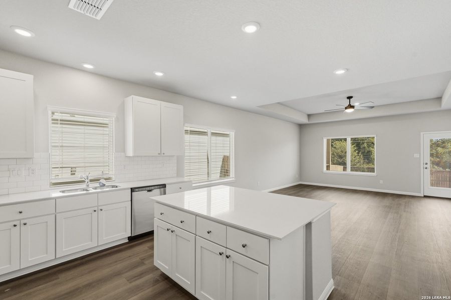 Furnished interior view inside a new home in Cinco Lakes, San Antonio (Image 8).