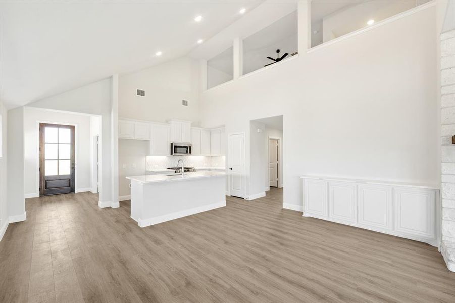Spacious, unfurnished interior of a new home in Wildcat Ridge Phase 3, Godley (Image 35). Spacious, unfurnished interior of a new home in Wildcat Ridge Phase 3, Godley (Image 35).