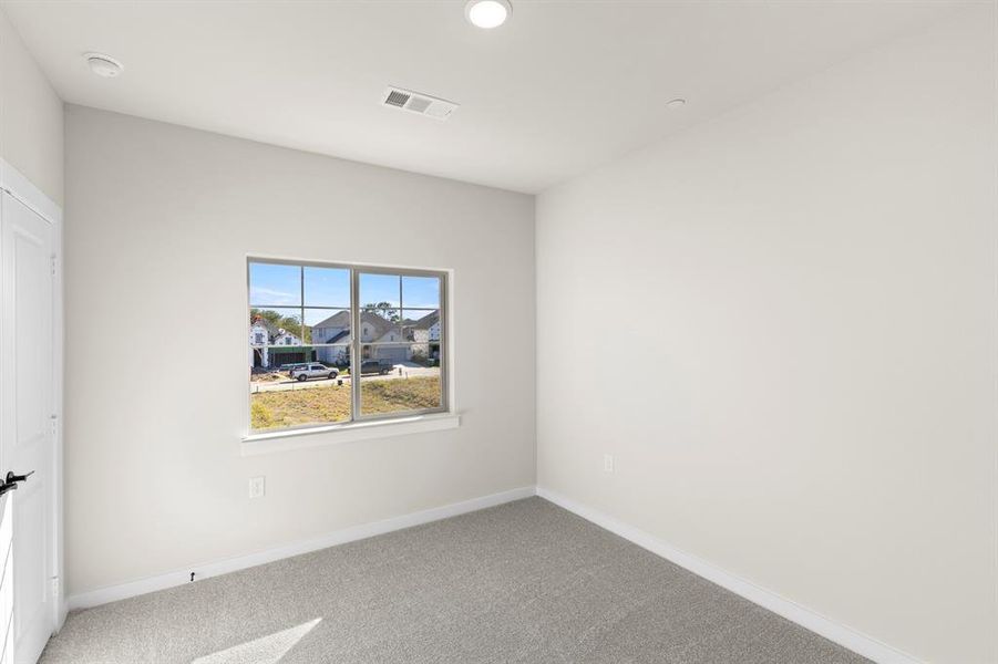 9011 Indianola_2541_Boulder_Bed 3