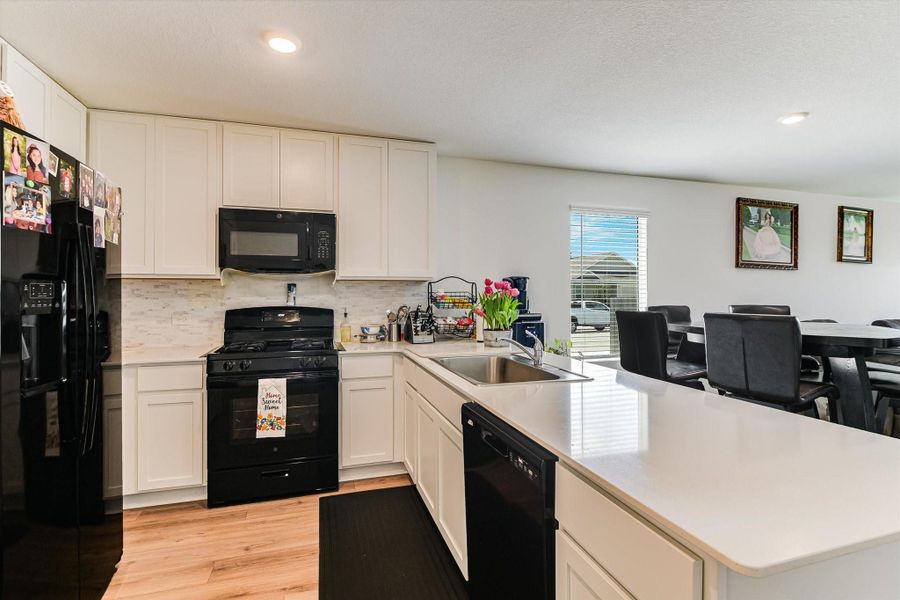 Furnished interior view inside a new home in Summerside, Lockhart (Image 6).