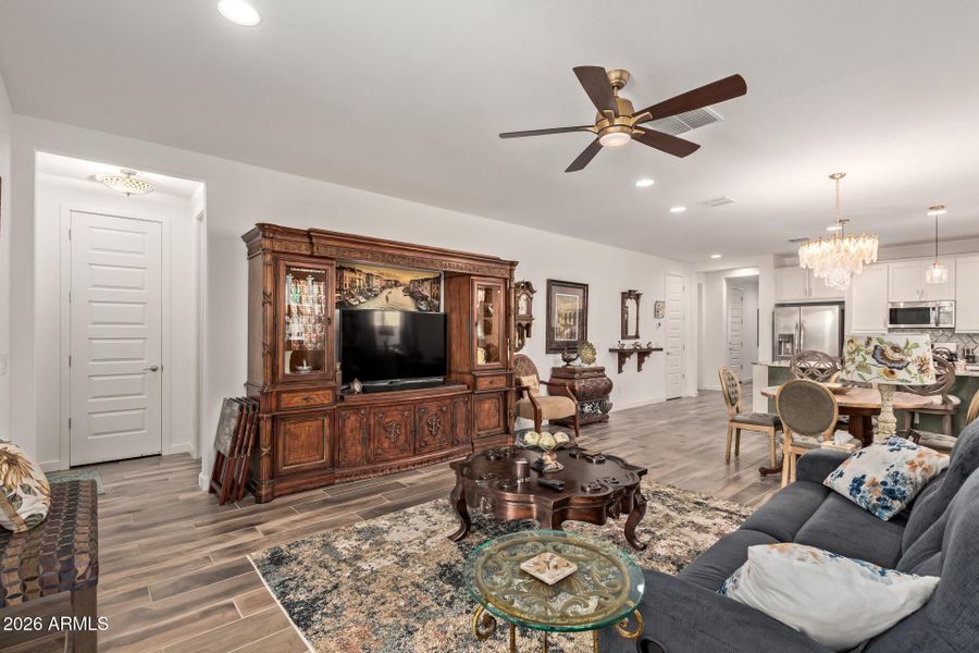 07 - Ranchhand 07 - Ranchhand