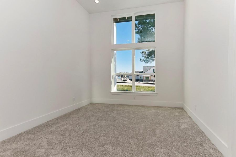 Spacious, unfurnished interior of a new home in , Montgomery (Image 25).