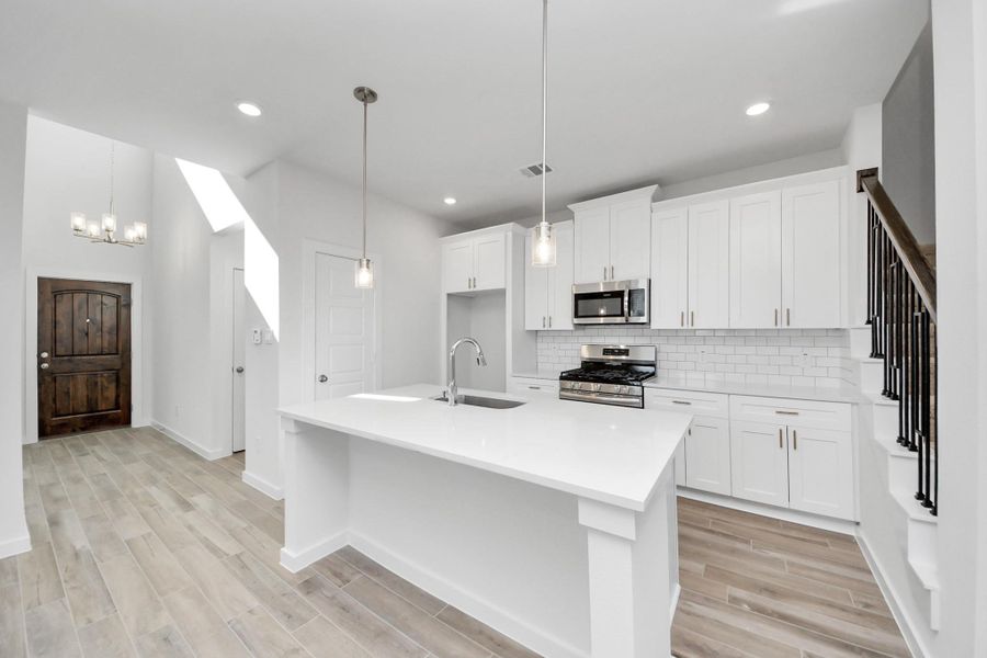 Kitchen/Living Area, High Ceilings