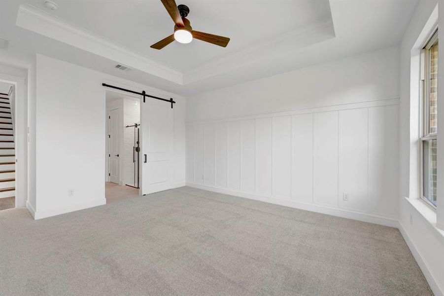 Spacious, unfurnished interior of a new home in Heath Golf & Yacht Villas, Heath (Image 35).