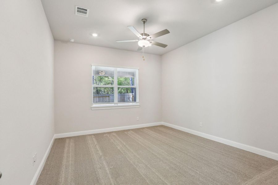 Spacious, unfurnished interior of a new home in Woodhavyn 40', Magnolia (Image 28). Spacious, unfurnished interior of a new home in Woodhavyn 40', Magnolia (Image 28).