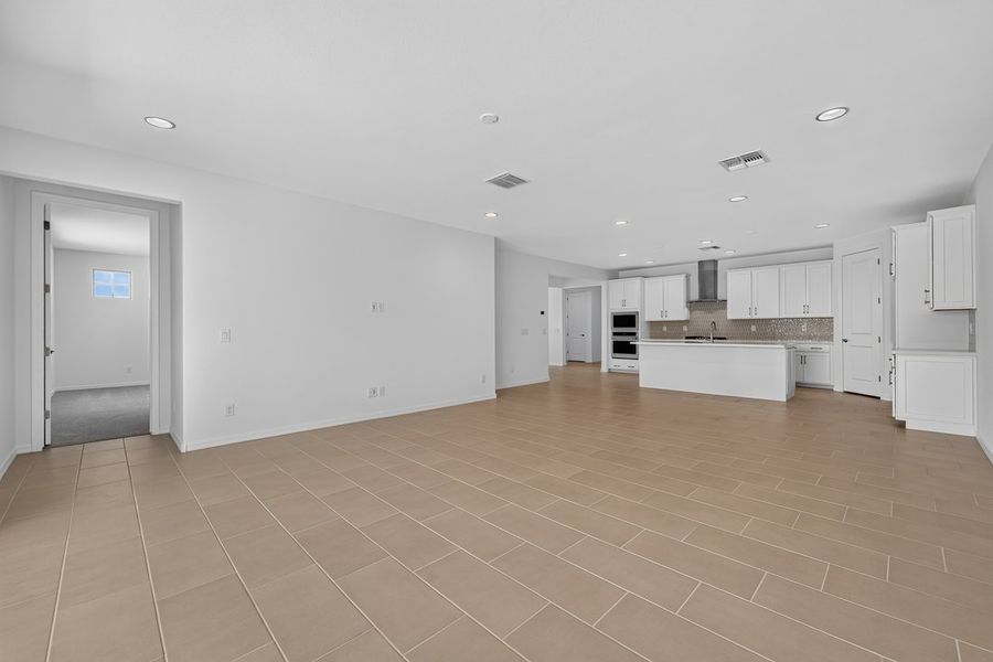Spacious, unfurnished interior of a new home in Salero Journey Collection, Phoenix (Image 17). Spacious, unfurnished interior of a new home in Salero Journey Collection, Phoenix (Image 17).
