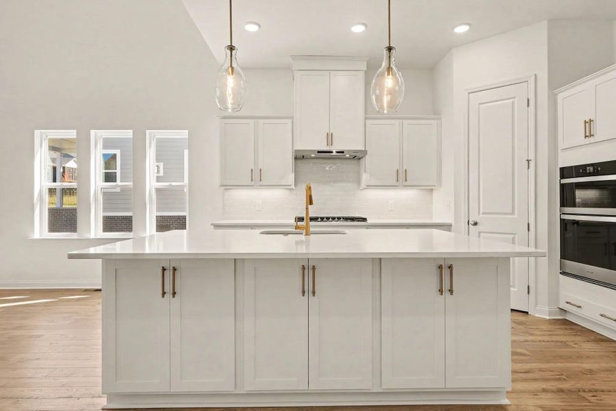 Everly E Kitchen