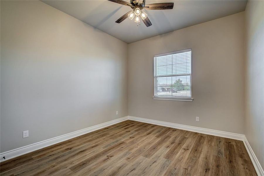 Spacious, unfurnished interior of a new home in , Greenville (Image 27).
