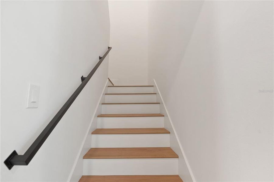 Spacious, unfurnished interior of a new home in , Tampa (Image 34).