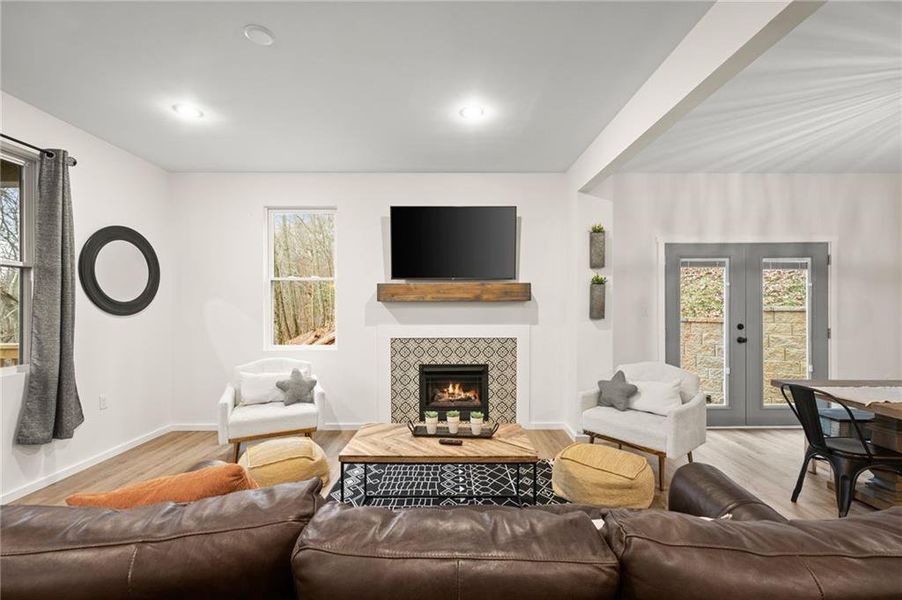 Furnished interior view inside a new home in , Dahlonega (Image 6).