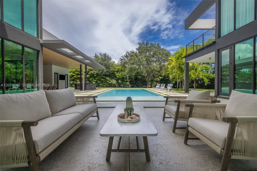 Exterior details and patio area of a home in , Pinecrest (Image 35).