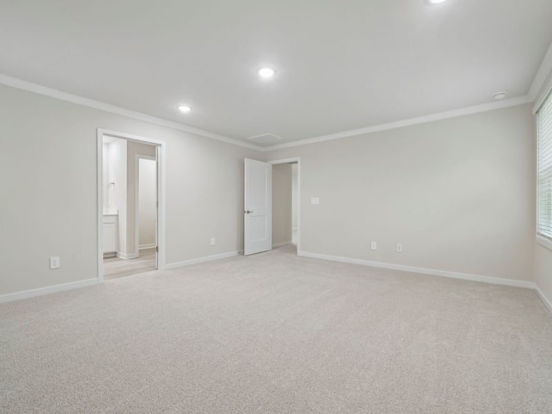 Spacious, unfurnished interior of a new home in The Heritage at Buffaloe Reserve, Raleigh (Image 15). Spacious, unfurnished interior of a new home in The Heritage at Buffaloe Reserve, Raleigh (Image 15).