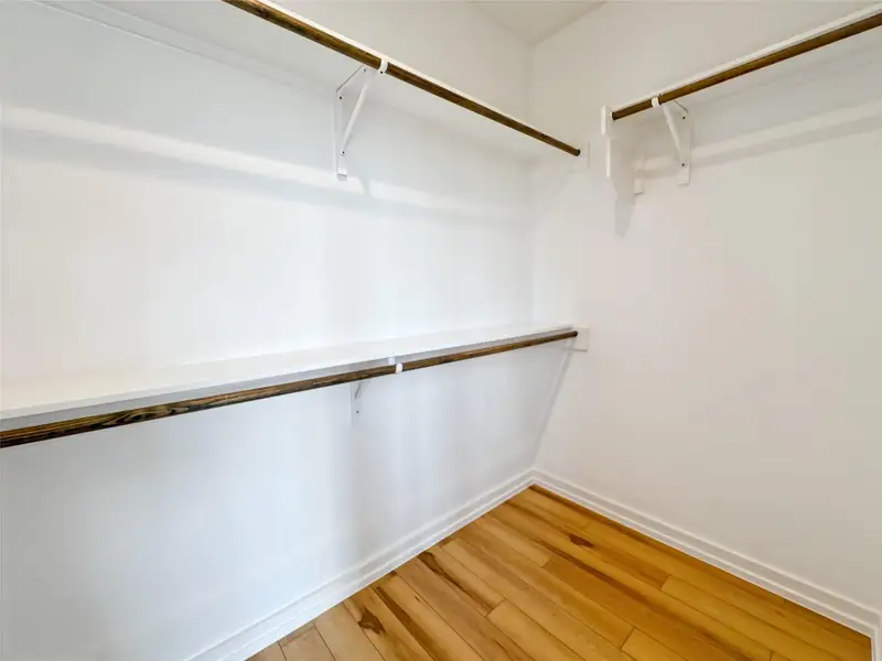 Spacious, unfurnished interior of a new home in , Austin (Image 16).