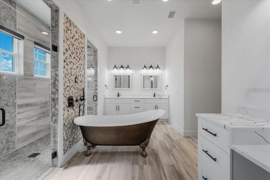 Furnished interior view inside a new home in , Port Charlotte (Image 34).