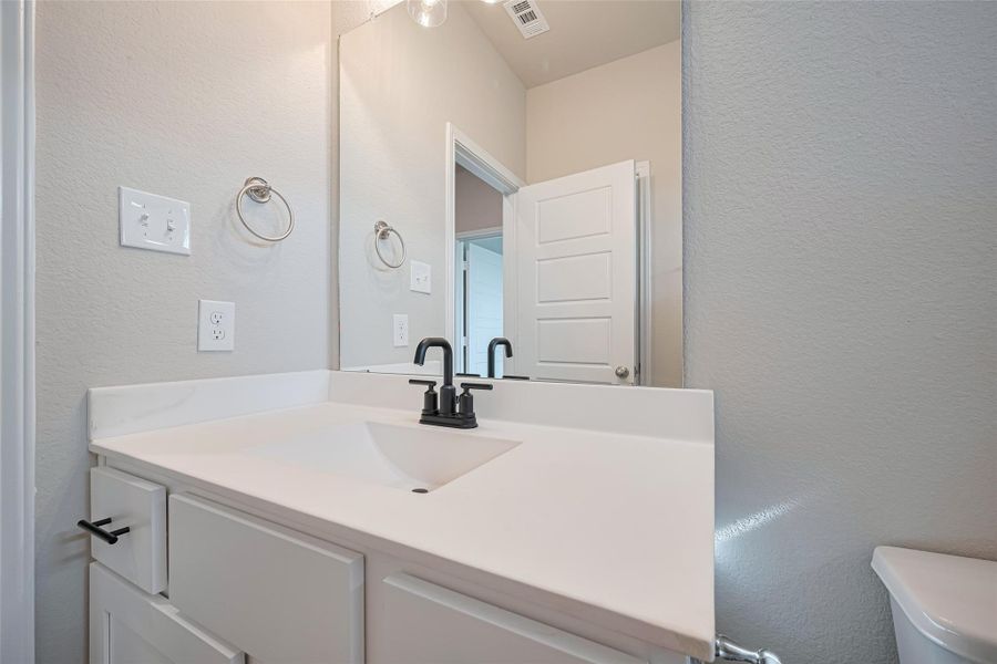 Furnished interior view inside a new home in La Segarra, Brookshire (Image 35).