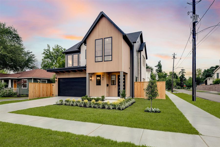 A balance of luxury & modern-day living. This 2-story, 3-4-bedroom, 3.5-bathroom home features high-end finishes, an energy-efficient design, a private driveway & backyard with pest control system. Others include natural stone/quartz counters, Fisher Paykel appl., 2 luxurious prim. closets, game room, intricate carpentry, oak engineered floors, & more. Freeways, Retail, Restaurants, Gym, Groceries, you name it, it's just minutes away.