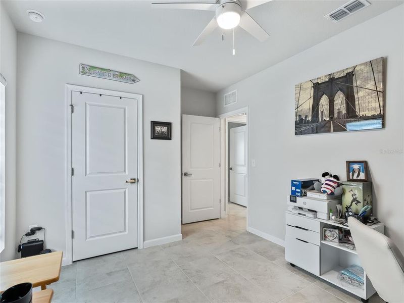 Furnished interior view inside a new home in , Sumterville (Image 15).