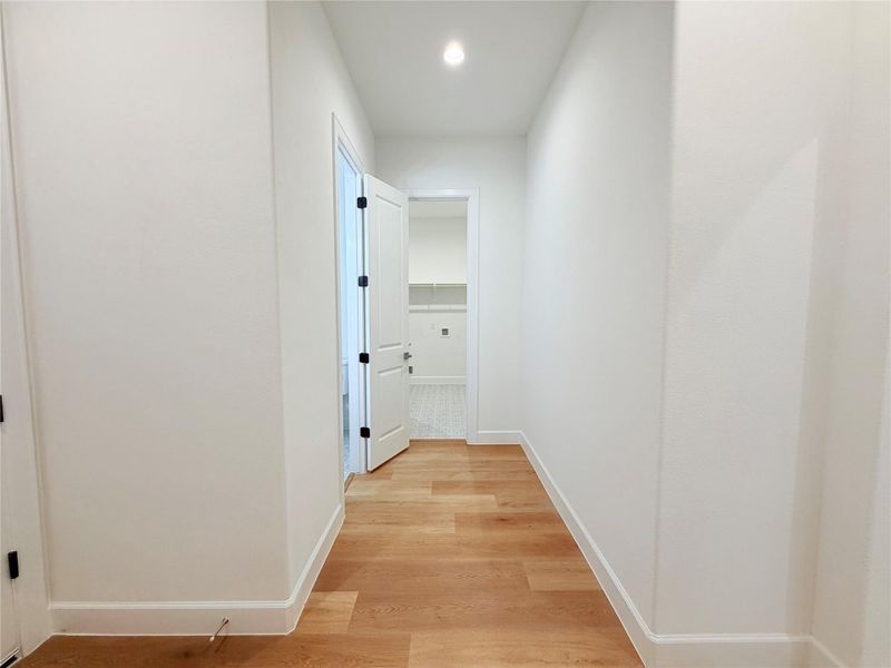 Spacious, unfurnished interior of a new home in , Dayton (Image 25).