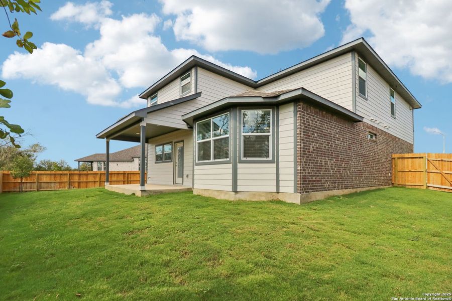 Exterior details and patio area of a home in Carmel Ranch, Schertz (Image 3). Exterior details and patio area of a home in Carmel Ranch, Schertz (Image 3).