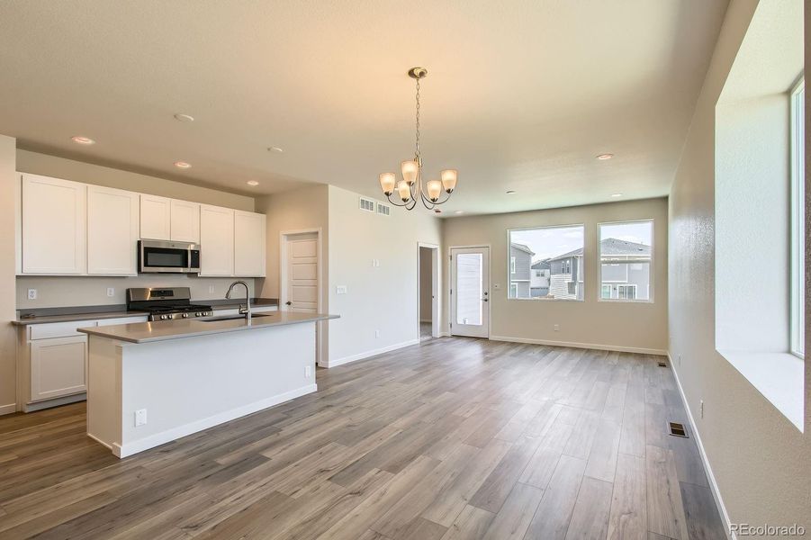 Image 29 of a home in Buffalo Highlands – Commerce City.