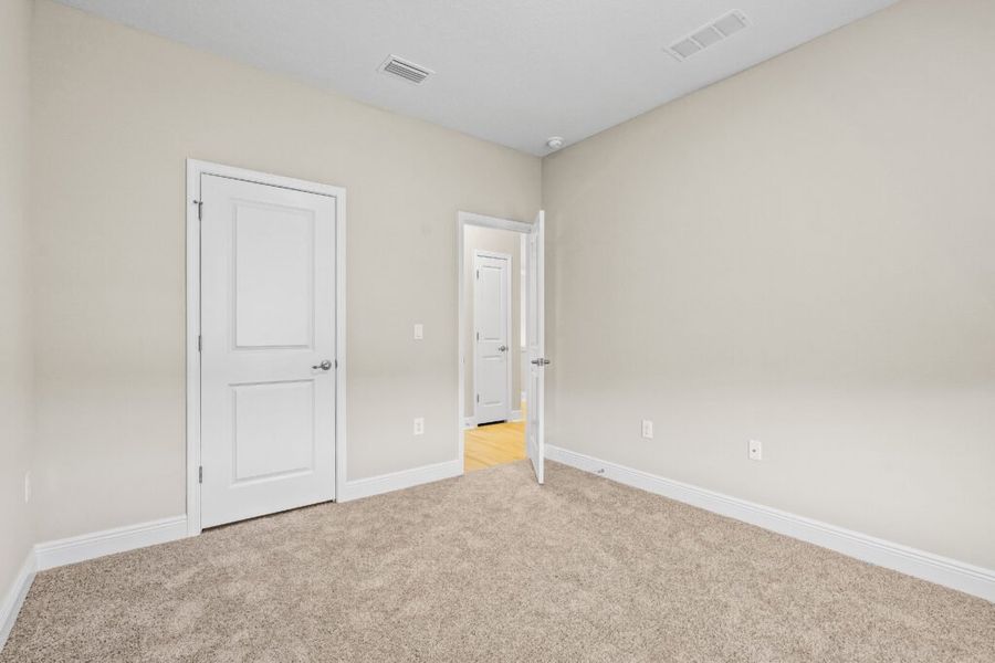Spacious, unfurnished interior of a new home in Lake Merial, Panama City (Image 34). Spacious, unfurnished interior of a new home in Lake Merial, Panama City (Image 34).