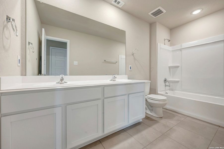 Furnished interior view inside a new home in Agave, San Antonio (Image 7).