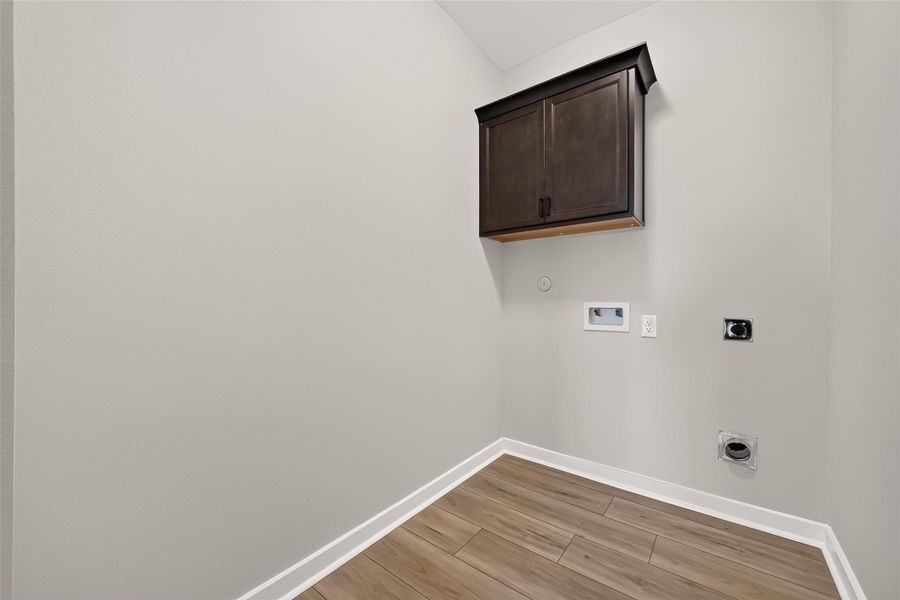 Spacious, unfurnished interior of a new home in , Bonney (Image 37).