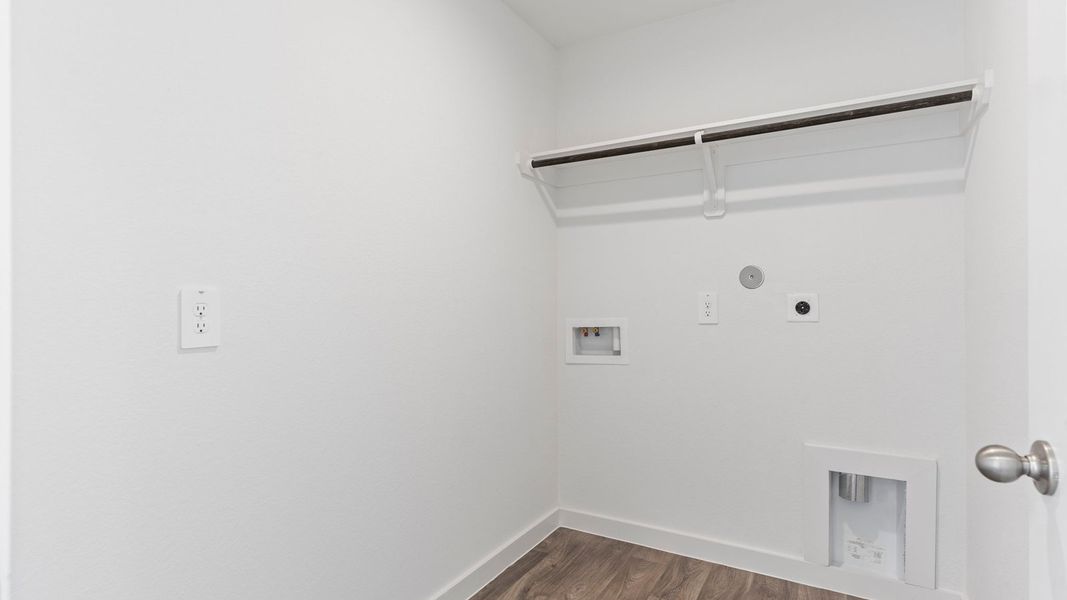 Spacious, unfurnished interior of a new home in Evergreen, Rosenberg (Image 19). Spacious, unfurnished interior of a new home in Evergreen, Rosenberg (Image 19).