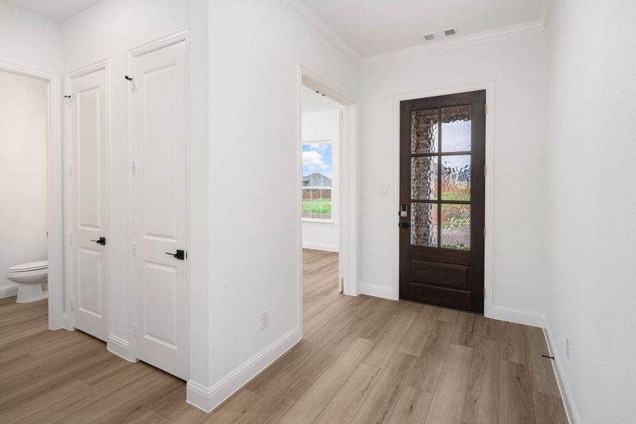 Spacious, unfurnished interior of a new home in Legacy Hills, Celina (Image 17).