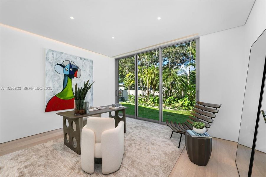 Image 74 of a home in .