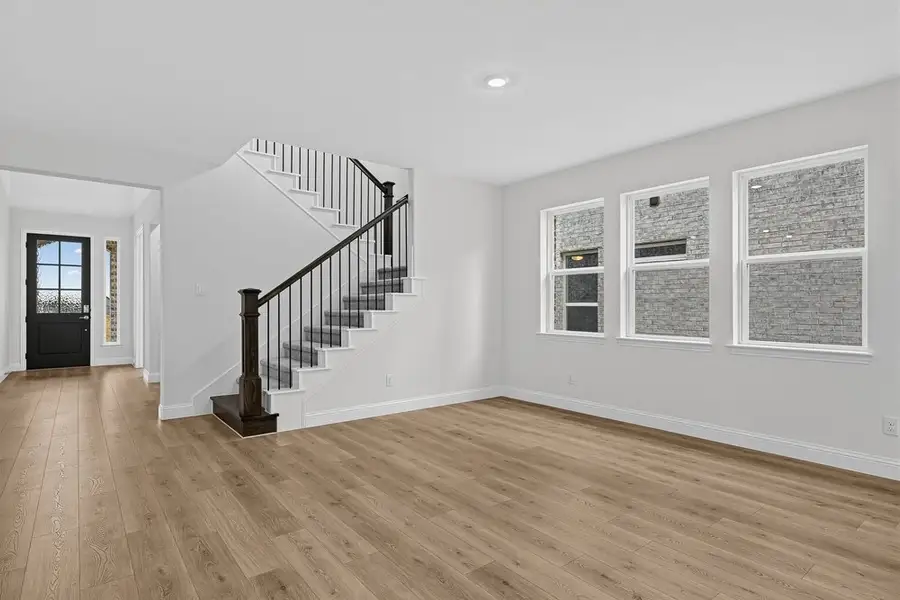 Spacious, unfurnished interior of a new home in South Oak, Lakewood Village (Image 17).