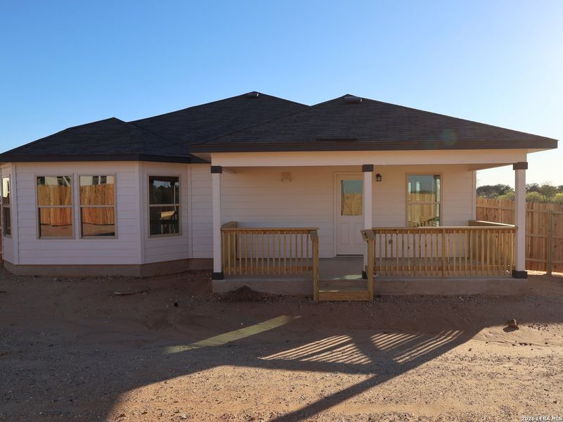 Exterior details and patio area of a home in Hickory Ridge, Elmendorf (Image 4). Exterior details and patio area of a home in Hickory Ridge, Elmendorf (Image 4).