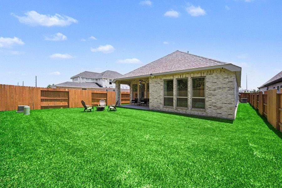 Full view of this wonderful backyard. Full view of this wonderful backyard.