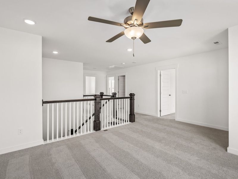 Spacious, unfurnished interior of a new home in Benders Cove, Mount Juliet (Image 41).