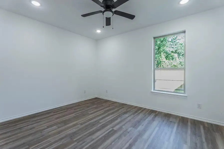 Spacious, unfurnished interior of a new home in , Dallas (Image 15). Spacious, unfurnished interior of a new home in , Dallas (Image 15).