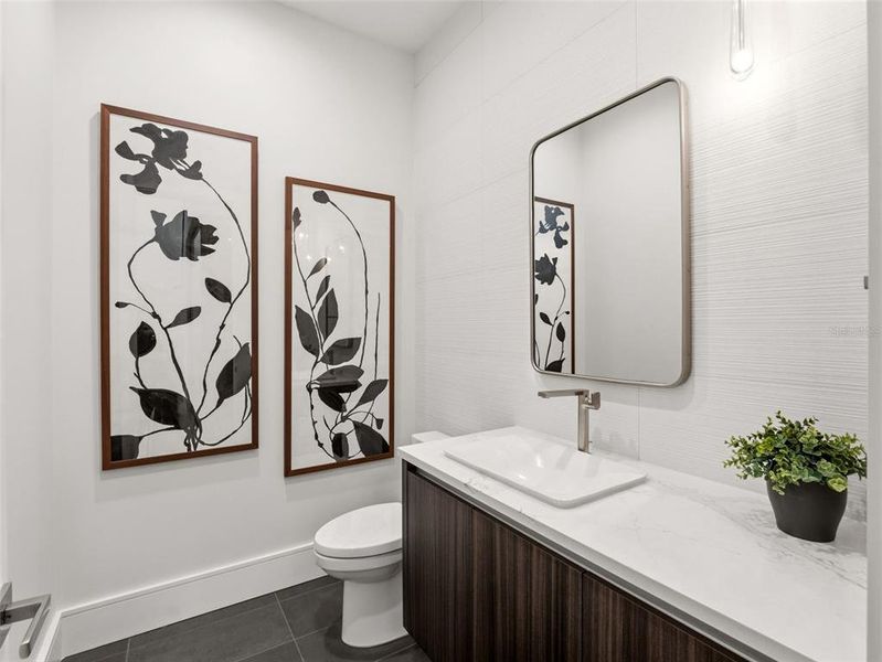 Furnished interior view inside a new home in , Orlando (Image 54).