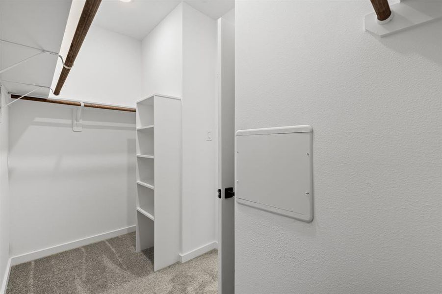 Walk-in closet