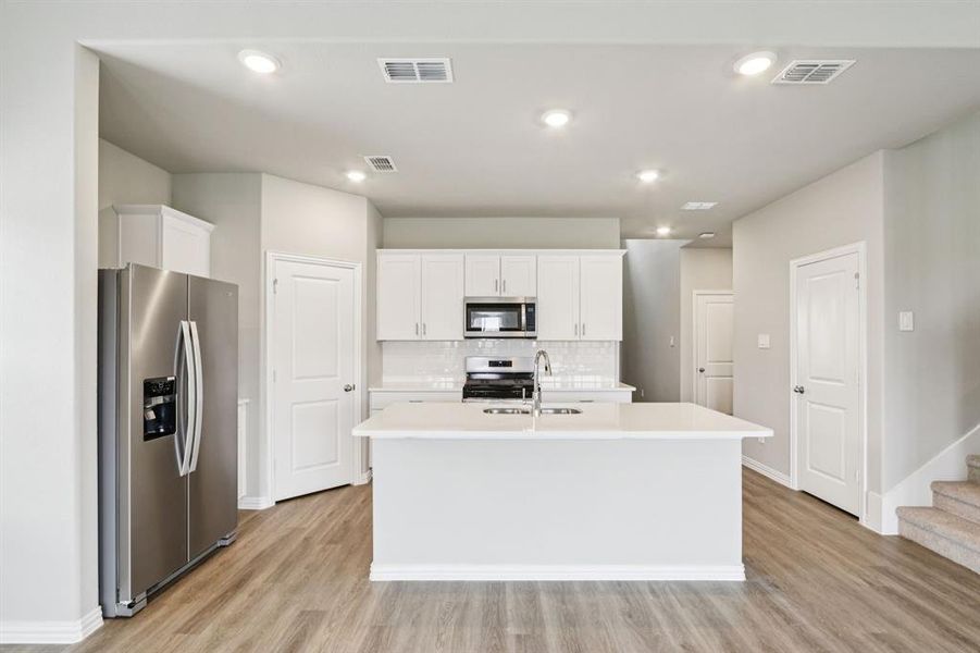 Furnished interior view inside a new home in River Ridge, Crandall (Image 10).