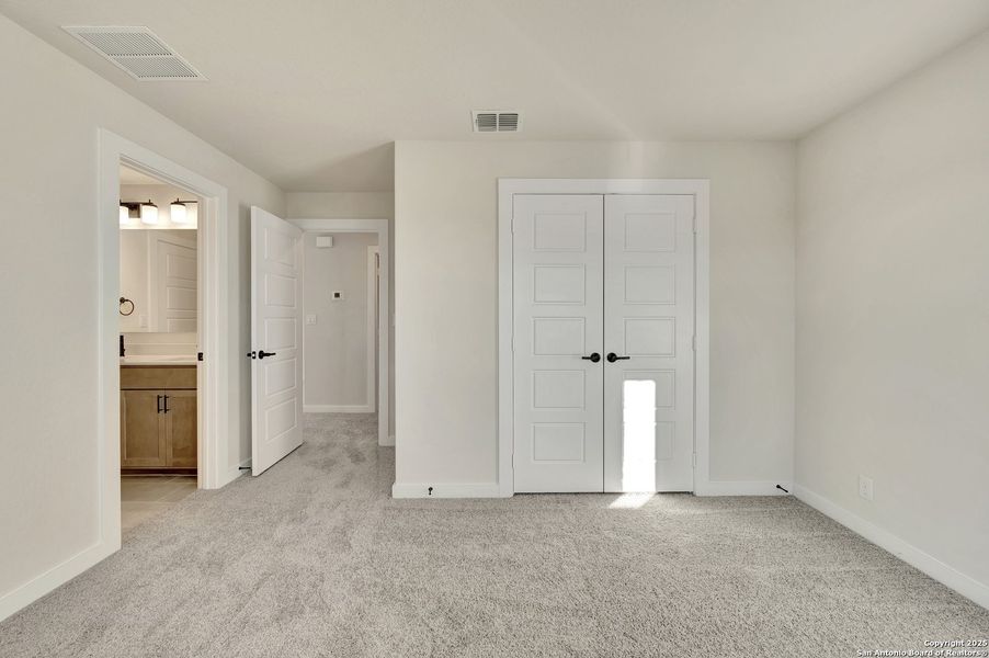 Spacious, unfurnished interior of a new home in Mayfair - Select Classic Series, New Braunfels (Image 25).
