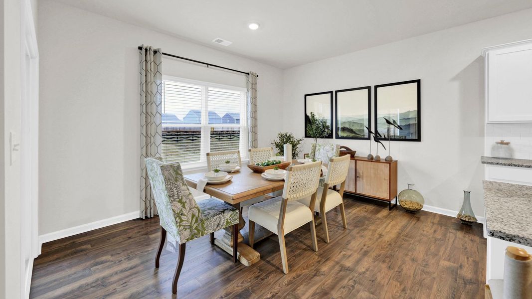 Representative furnished interior of a home built from the Denton by D.R. Horton in Harbor Crest, Ooltewah (Image 15).