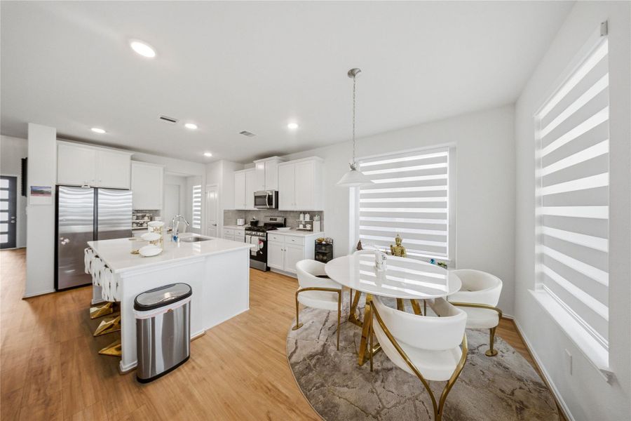 Furnished interior view inside a new home in Sierra Vista, Iowa Colony (Image 14).