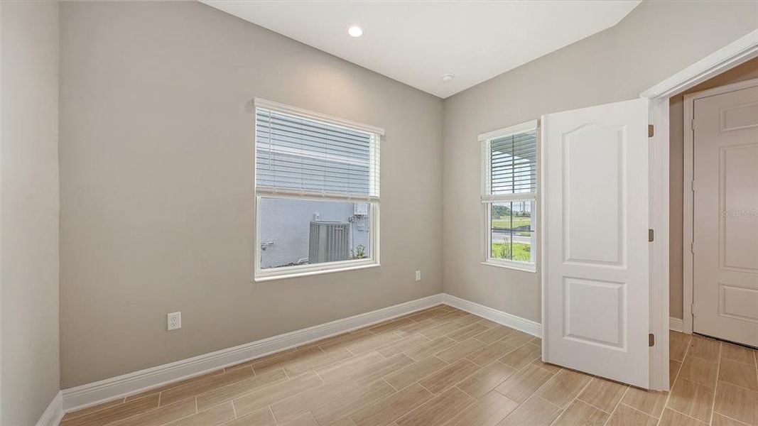 Spacious, unfurnished interior of a new home in Wildleaf, Parrish (Image 30).