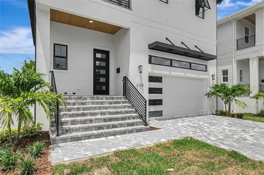 Exterior details and patio area of a home in , Tampa (Image 35).