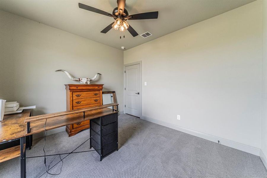Furnished interior view inside a new home in , Weatherford (Image 15).