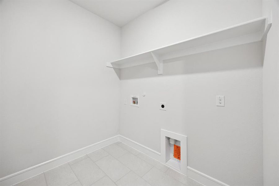 Spacious, unfurnished interior of a new home in Lincoln Pointe, Van Alstyne (Image 21). Spacious, unfurnished interior of a new home in Lincoln Pointe, Van Alstyne (Image 21).