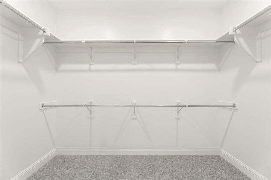 26. 1232 Redcoat - Closet