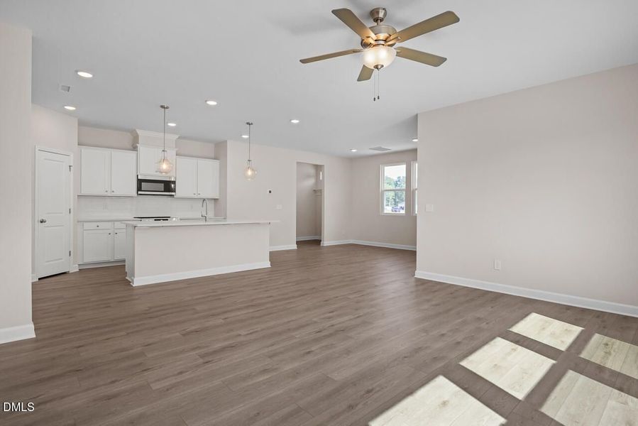 Spacious, unfurnished interior of a new home in Wellers Knoll, Lillington (Image 11).